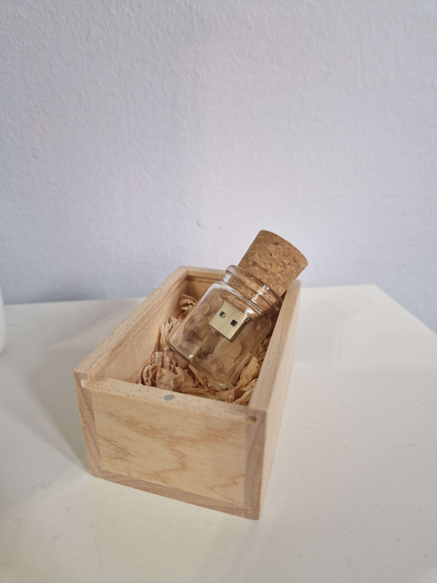 egyedi készítésű pendrive
